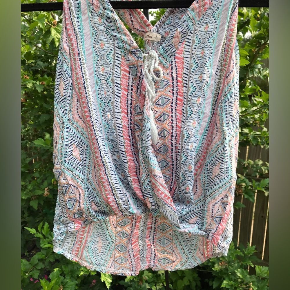 Hollister Tanktop - Picture 9 of 13